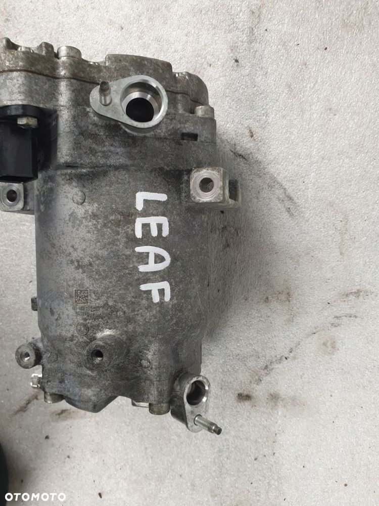 SPRĘŻARKA KLIMATYZACJI NISSAN LEAF I - 3