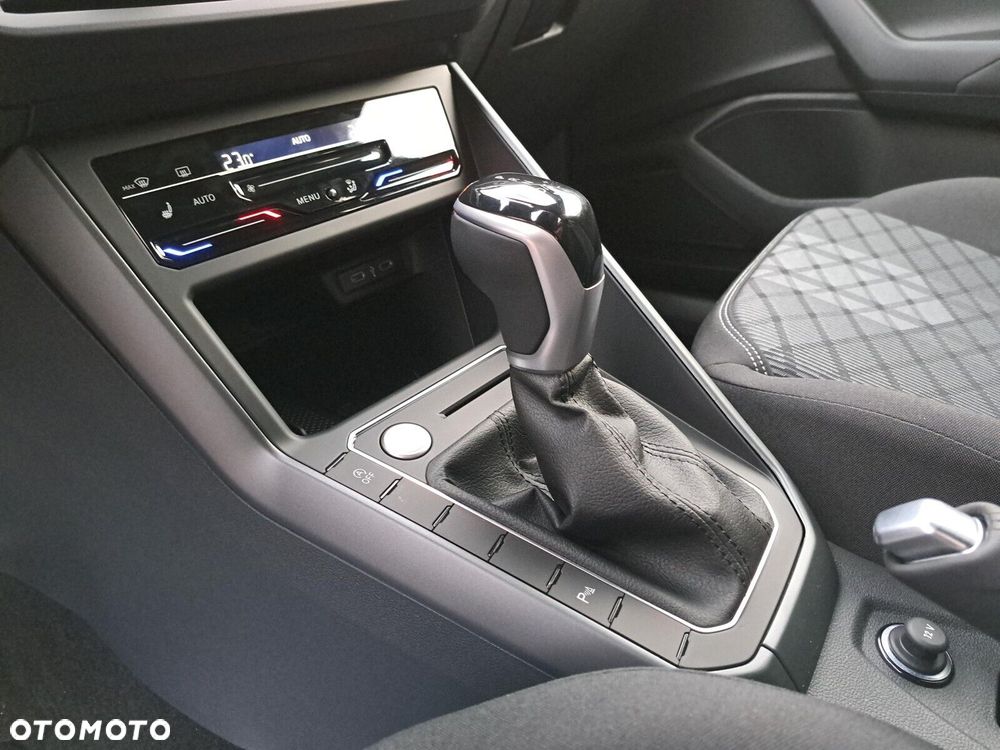 Volkswagen Taigo - 15