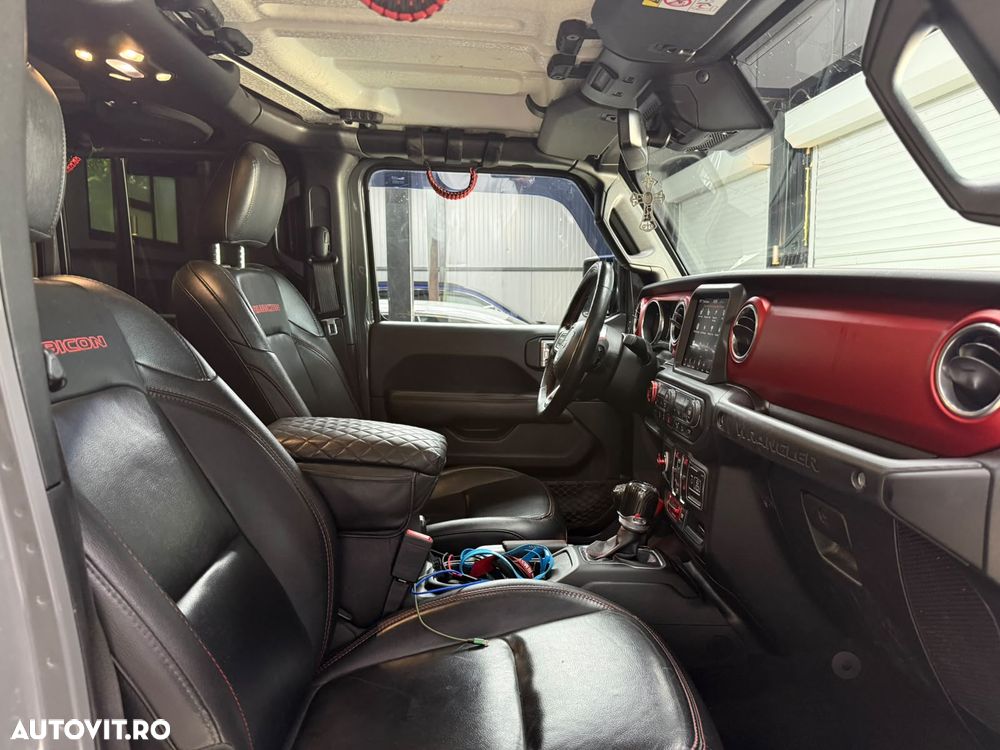 Jeep Wrangler 2.0 Turbo AT8 Rubicon - 29