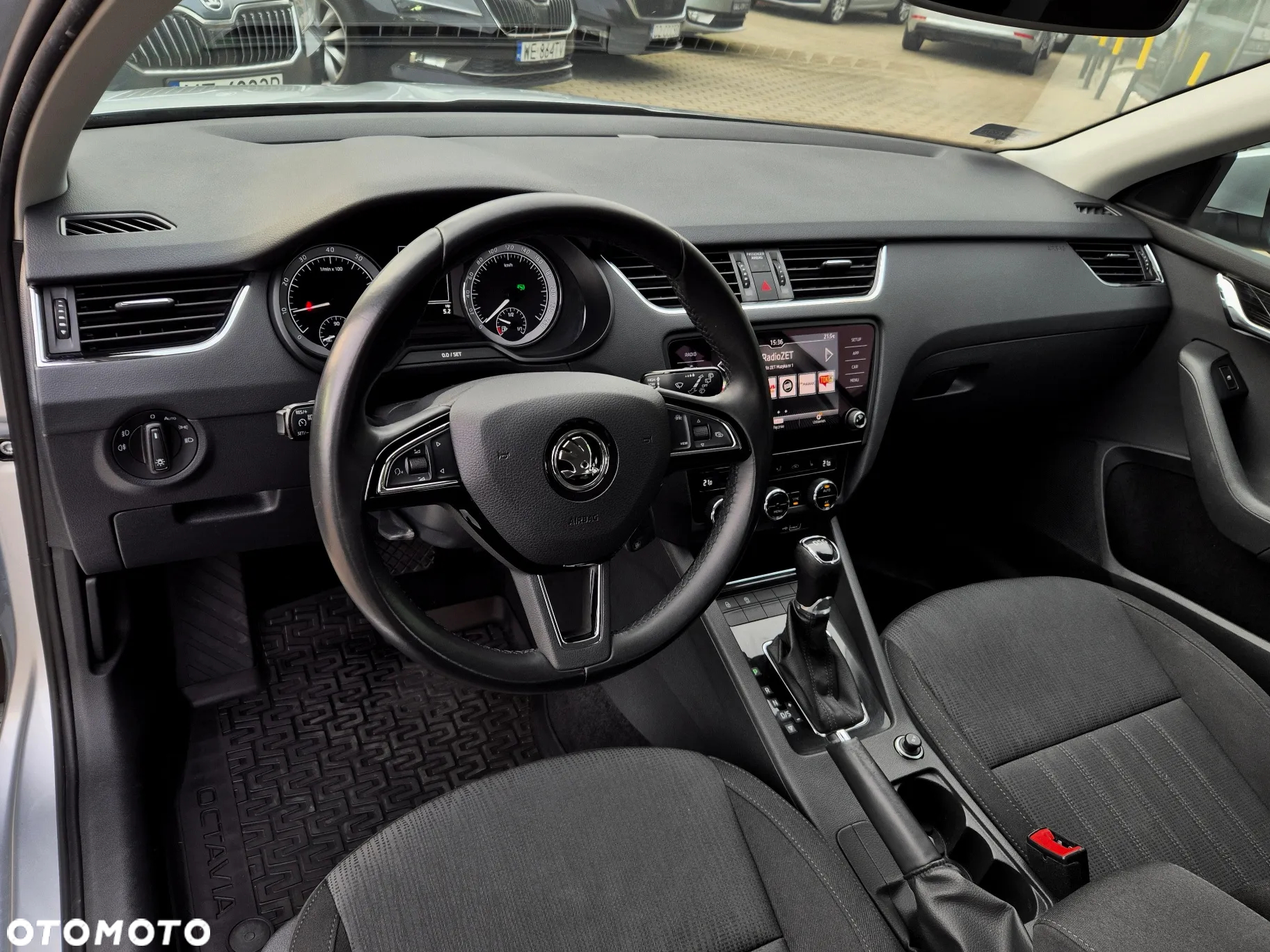 Skoda Octavia 1.5 TSI ACT Style DSG - 9
