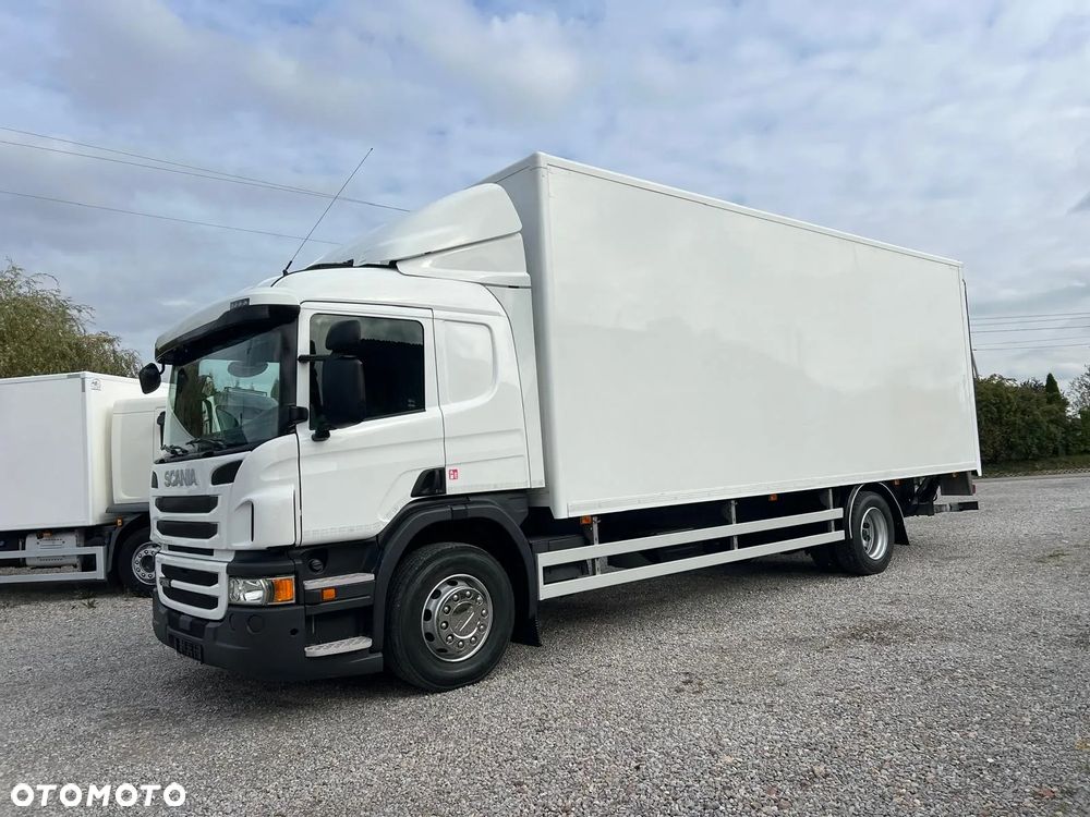 Scania P250 / Izoterma / Winda / Kabina Sypialna / - 14
