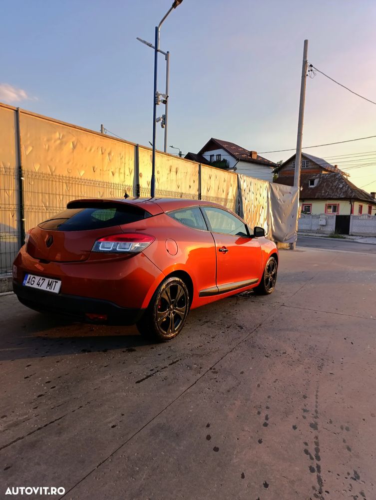 Renault Megane III 1.6 16V Color Edition - 5