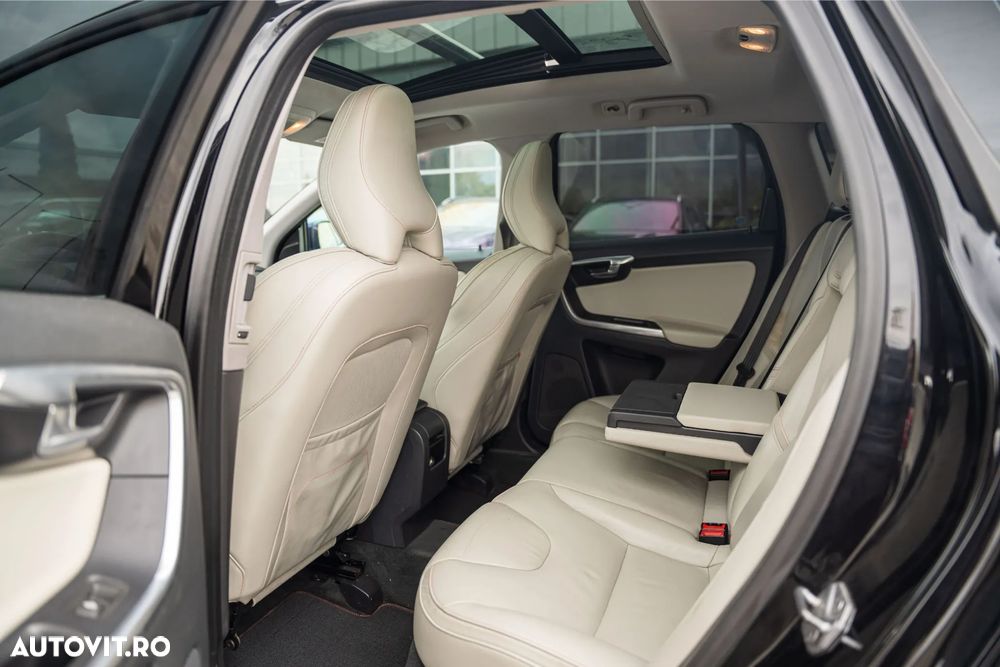 Volvo XC 60 D4 AWD Geartronic Inscription - 18