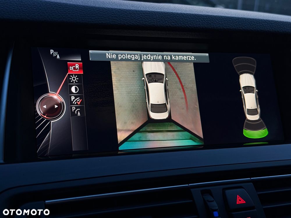 BMW Seria 5 520d xDrive M Sport sport - 28