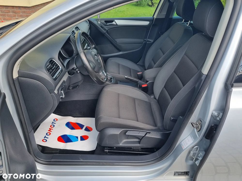 Volkswagen Golf 1.6 TDI DPF Comfortline - 11