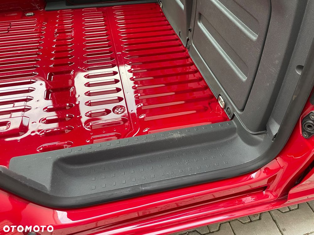 Volkswagen Caddy - 22