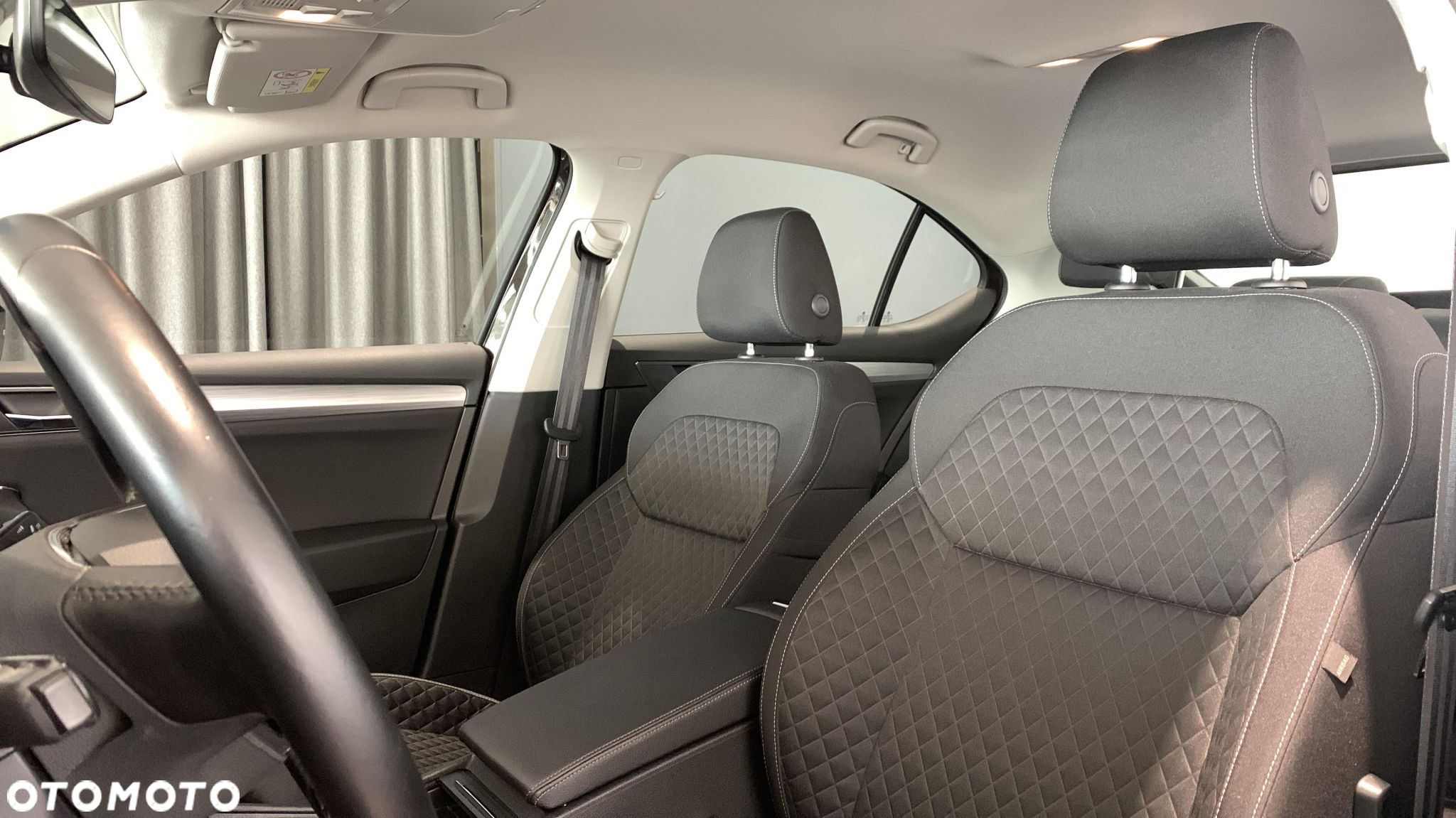 Skoda Superb 1.5 TSI Ambition DSG - 11