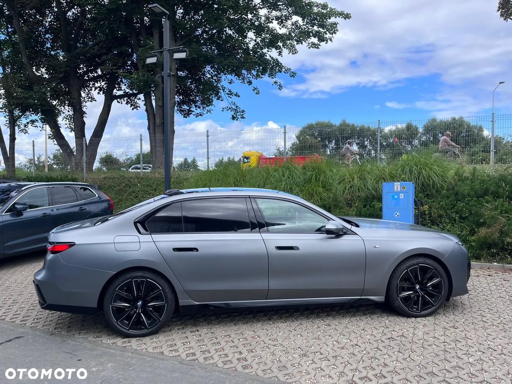 BMW Seria 7 740d xDrive mHEV sport - 7