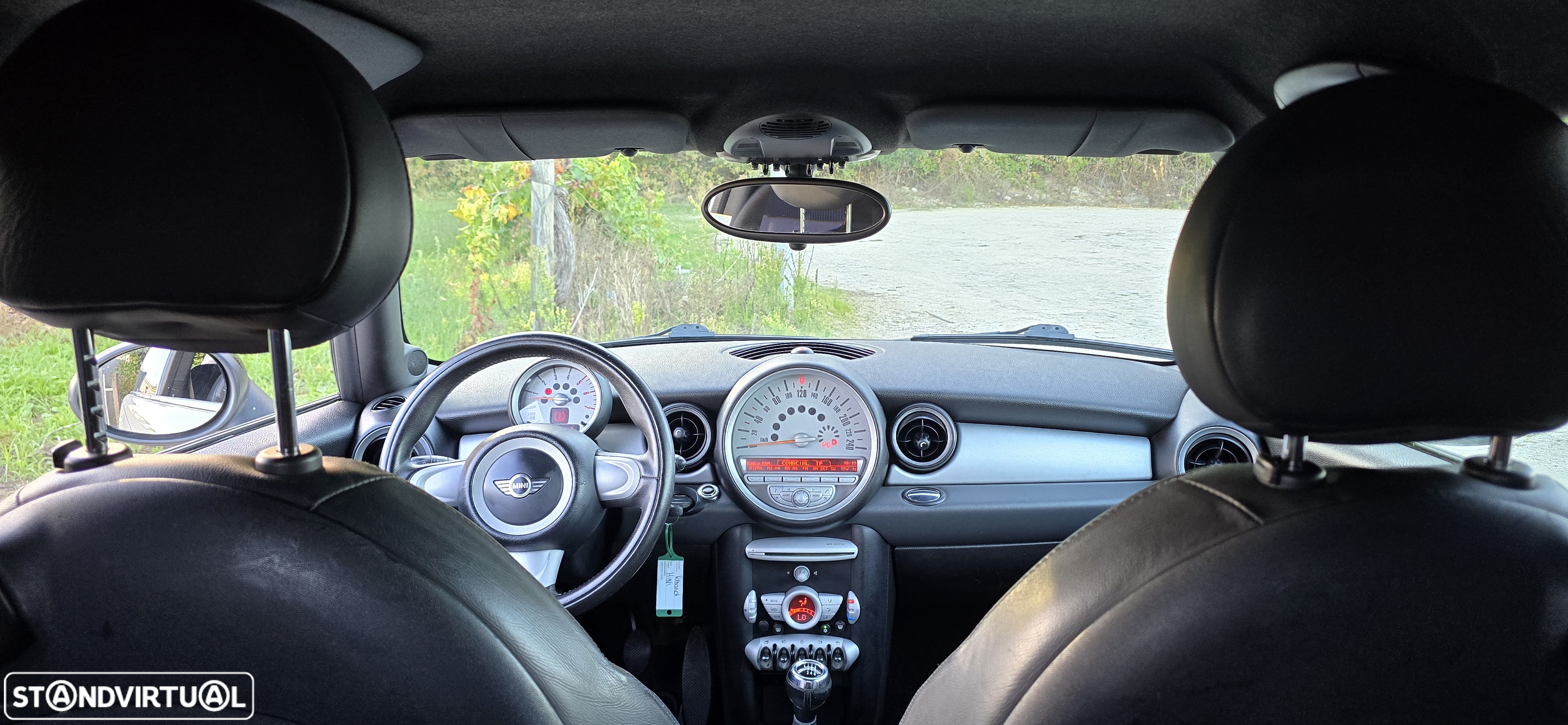 MINI 3 Portas Cooper D - 5