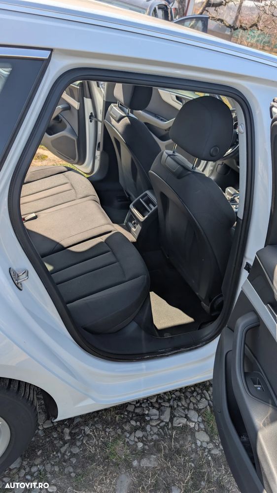 Audi A4 Avant 2.0 TDI ultra S tronic - 10