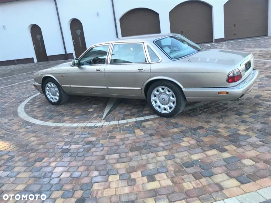 Jaguar XJ Sovereign 4.0 - 4