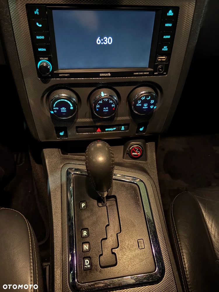 Dodge Challenger - 22