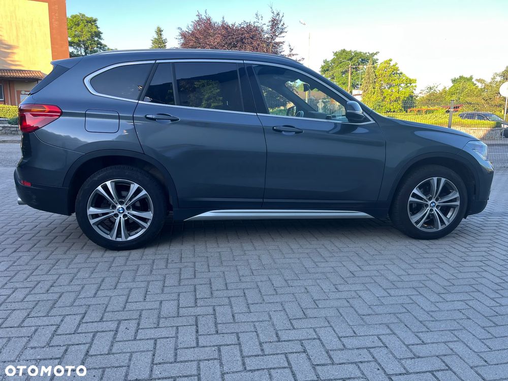 BMW X1 sDrive18d sport - 7