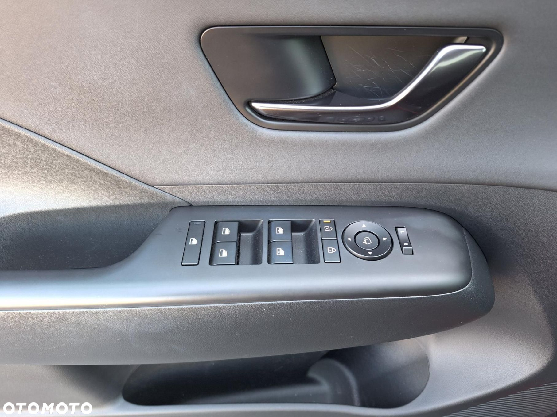 Hyundai Kona - 9