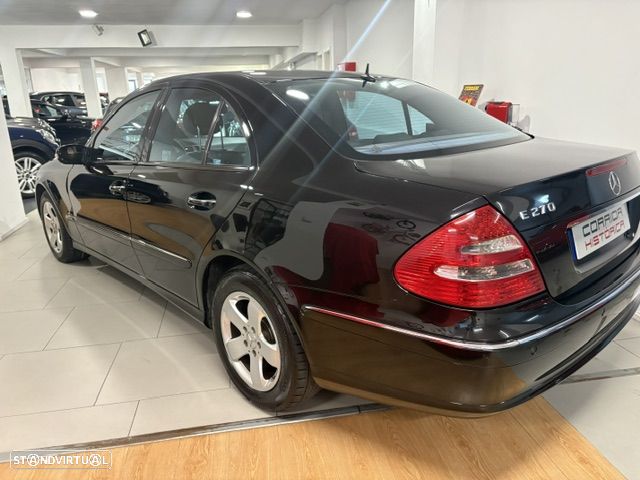 Mercedes-Benz E 270 - 23
