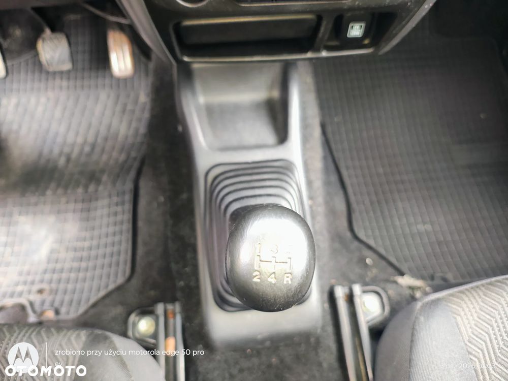 Suzuki Jimny - 17
