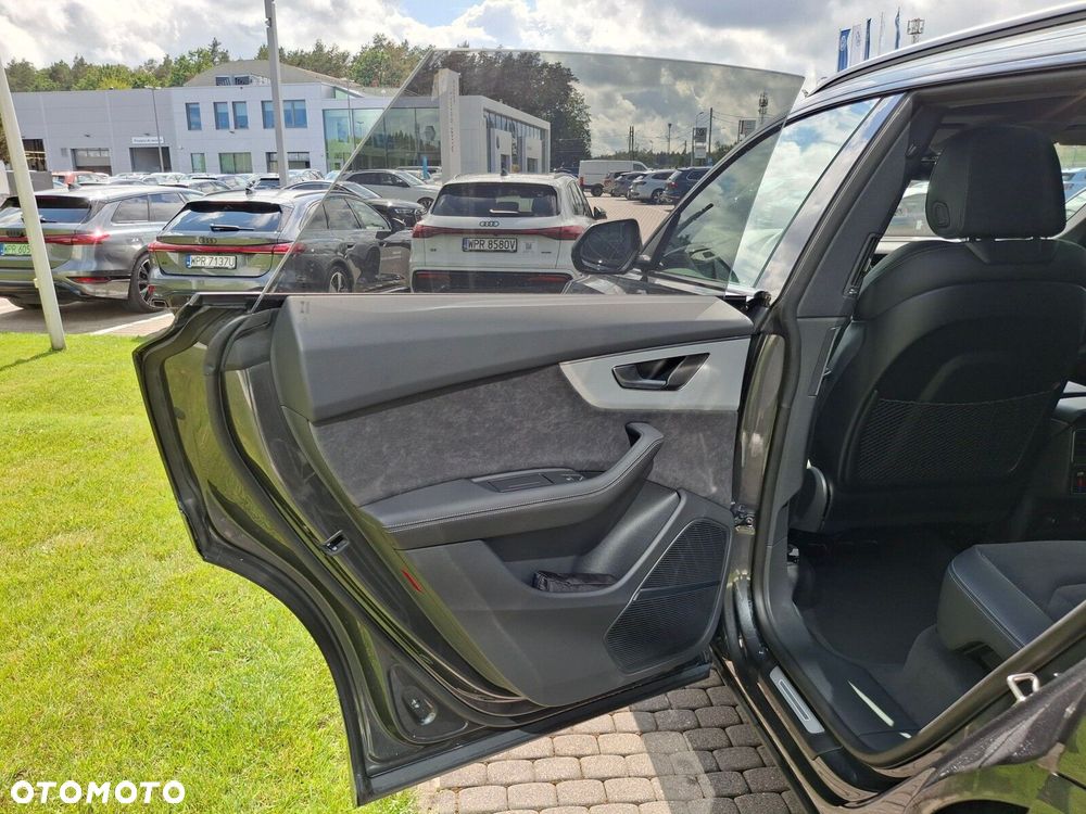Audi Q8 - 37