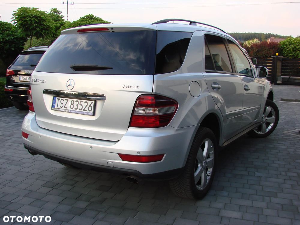 Mercedes-Benz ML - 10