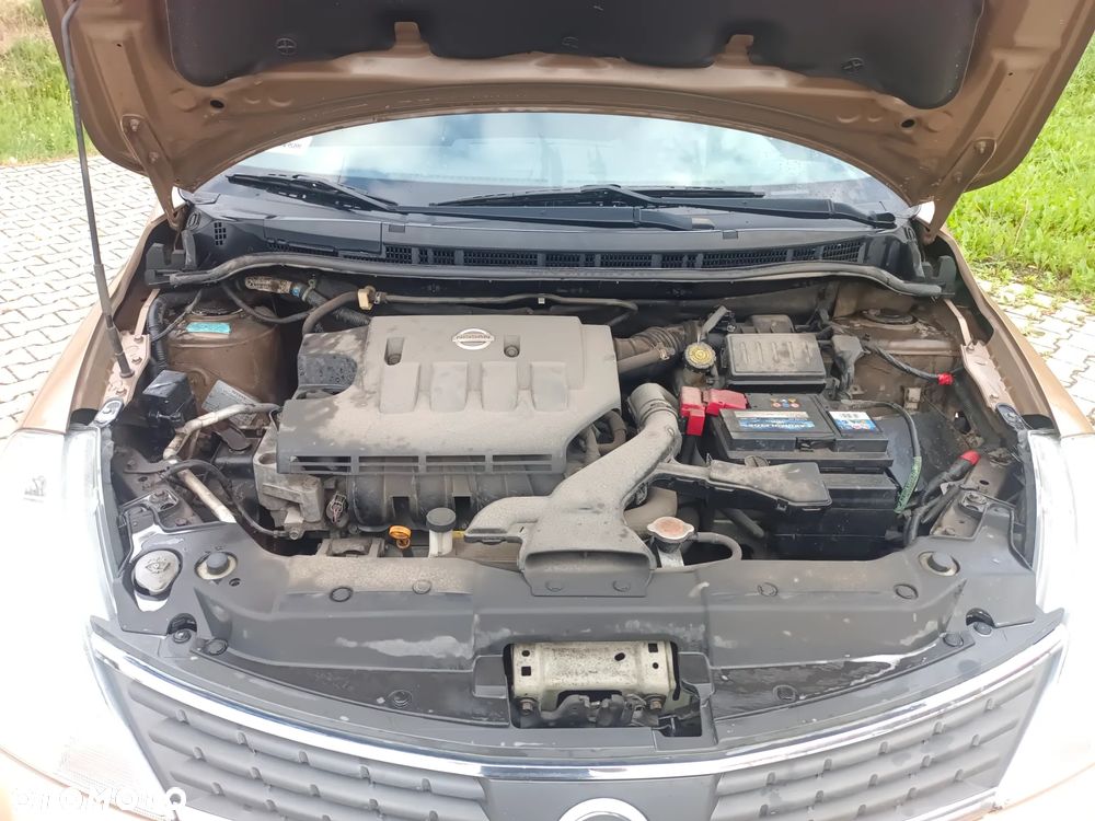 Nissan Tiida 1.6 Tekna - 12