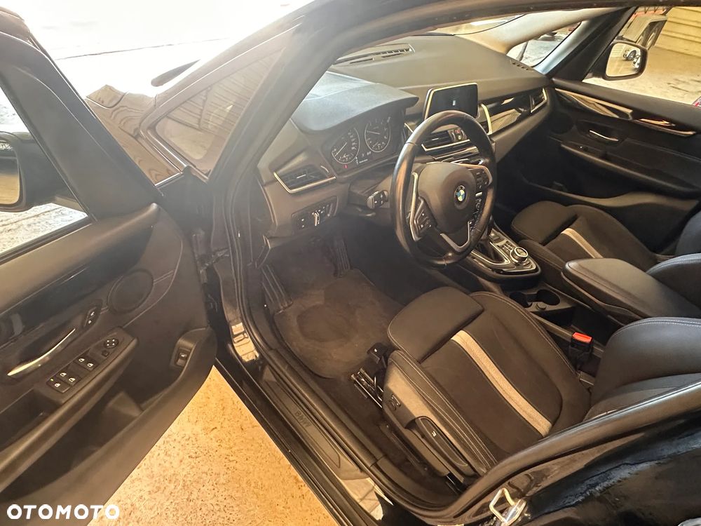 BMW Seria 2 218d GT xDrive - 7