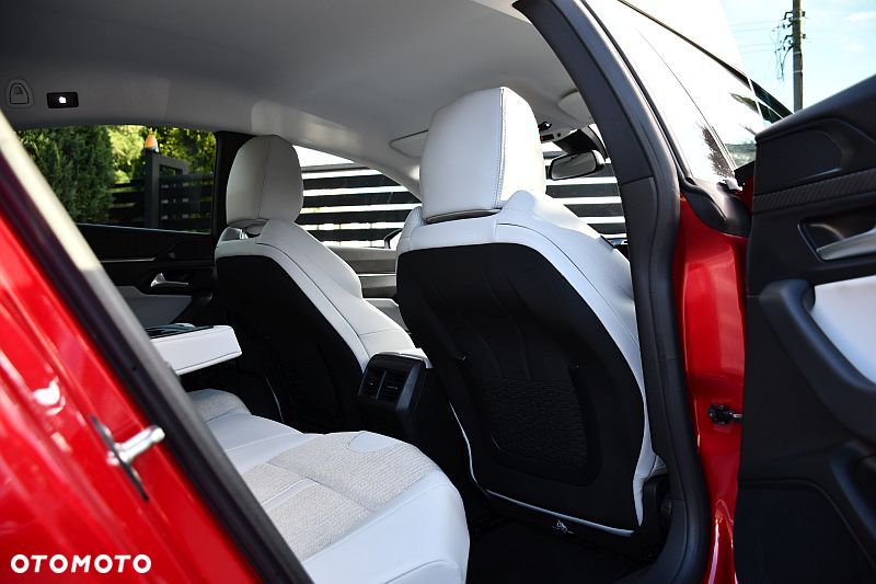 Peugeot 508 BlueHDi 130 EAT8 Allure Pack - 21