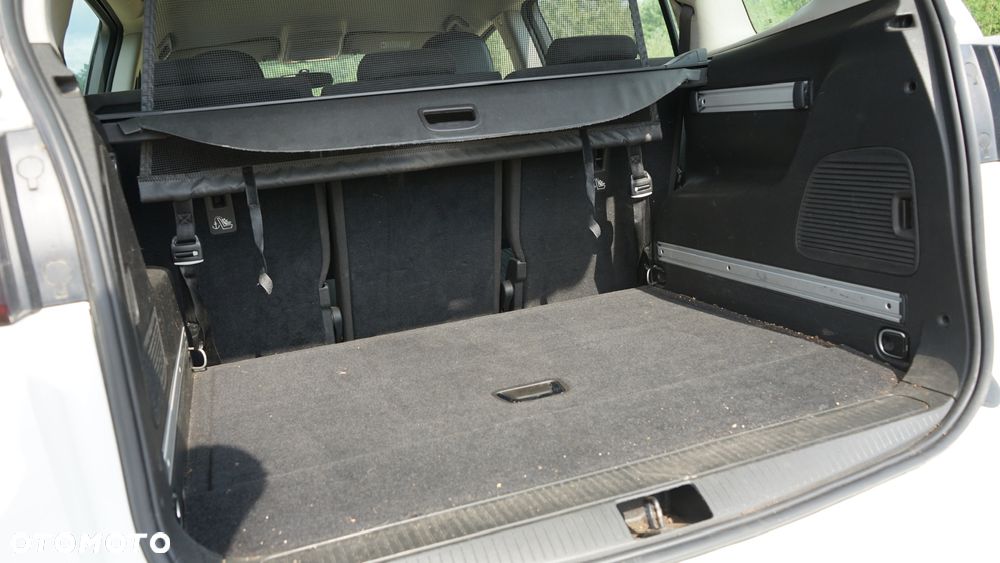 Opel Zafira - 8