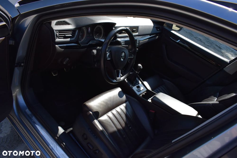 Skoda Superb 2.0 TDI L&K - 12