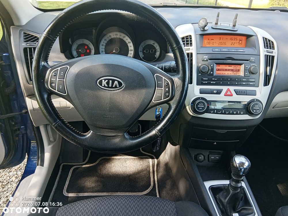 Kia Ceed 1.6 CRDi LX - 15