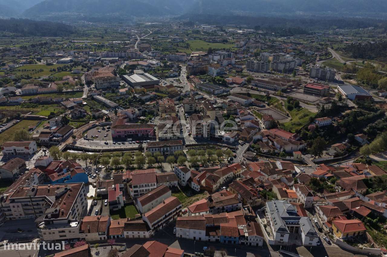 Terreno Urbano - Grande imagem: 3/16