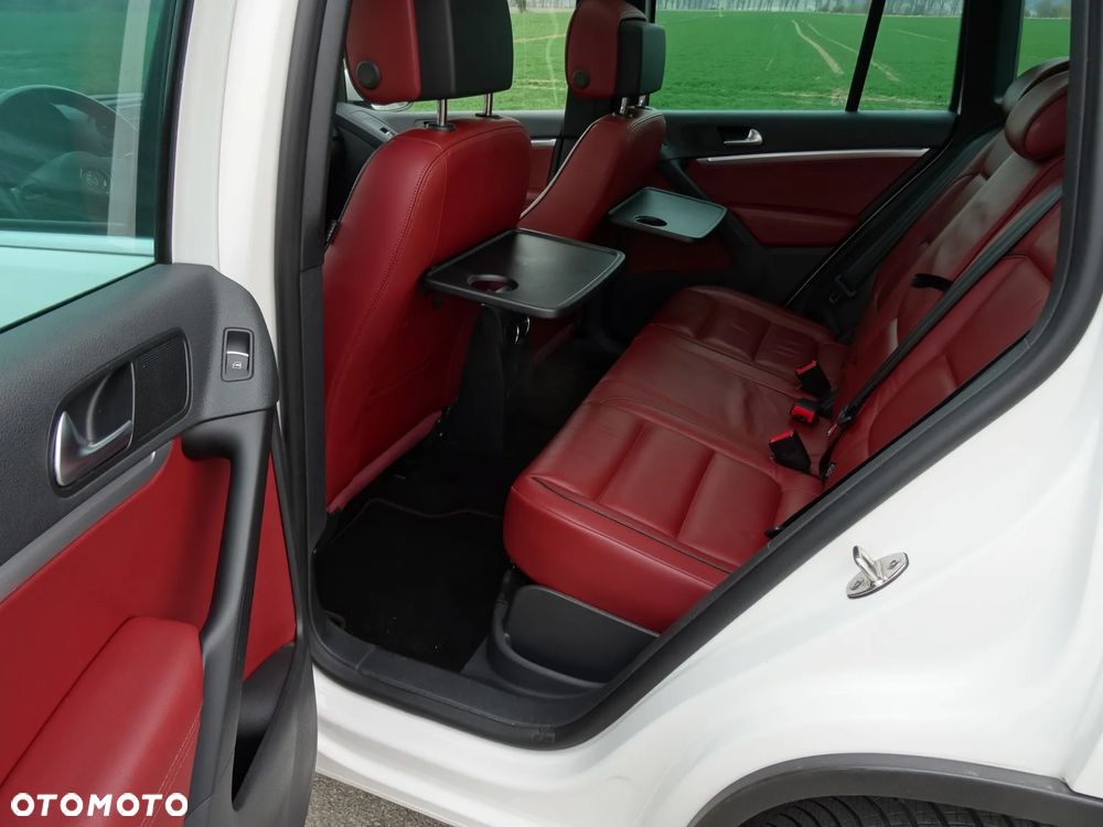 Volkswagen Tiguan 2.0 TDI BlueMot Trend&Fun - 11