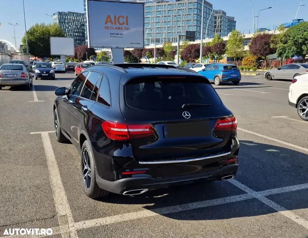 Mercedes-Benz GLC 300 4Matic 9G-TRONIC Exclusive - 2