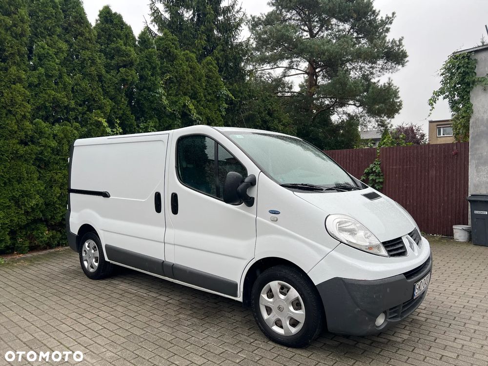 Renault Trafic - 1