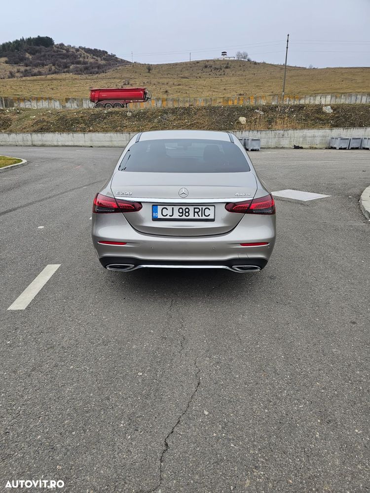 Mercedes-Benz E 200 MHEV 4MATIC Aut. - 8