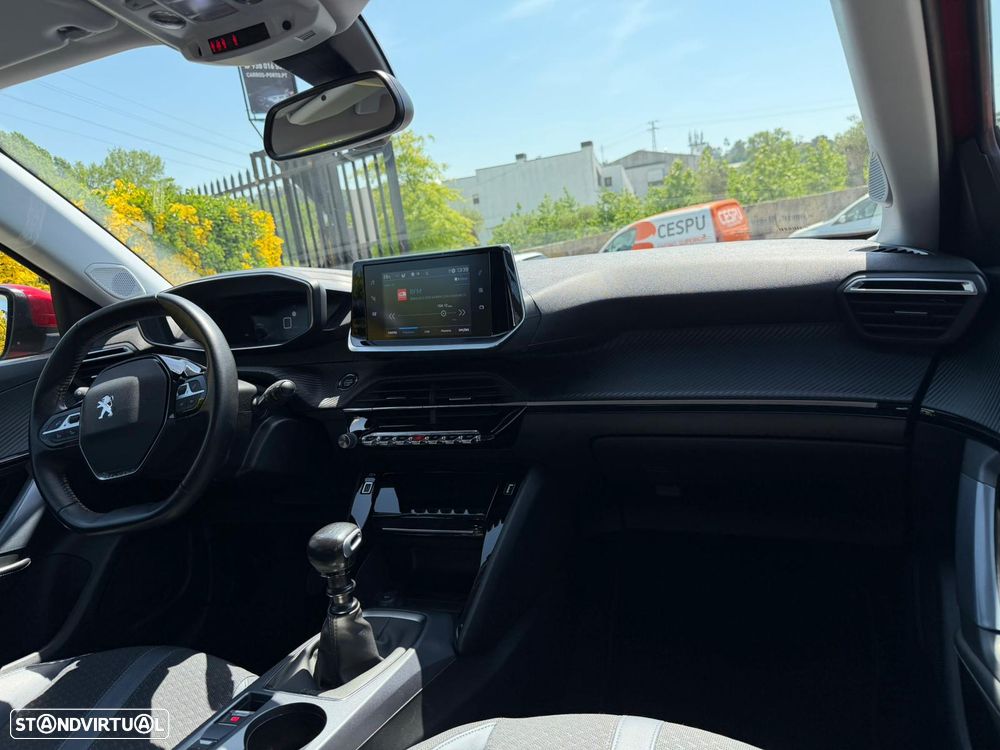 Peugeot 2008 1.2 PureTech Allure - 9