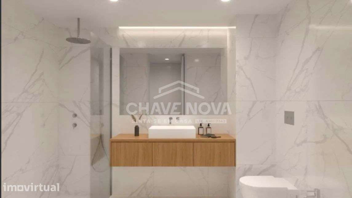 Excelente T2 novo Gaia - próximo VL8 - Ed. Privilege - Grande imagem: 3/11