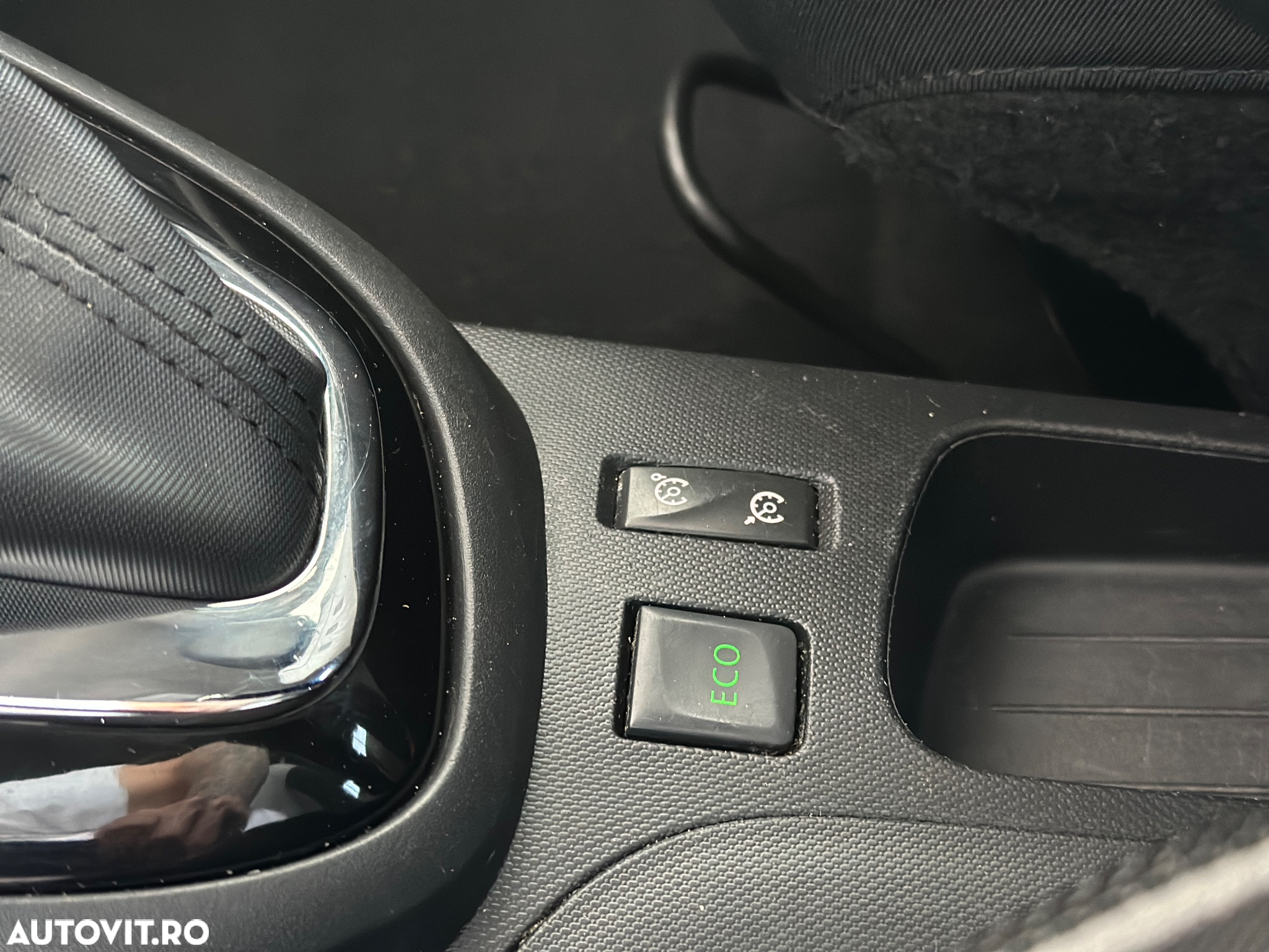 Renault Captur ENERGY dCi EDC Intens - 8