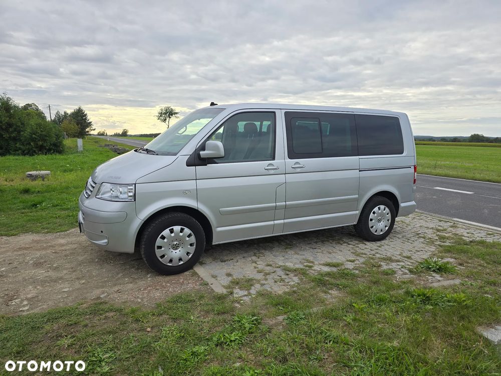 Volkswagen Multivan - 2