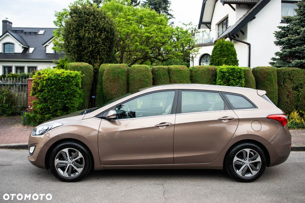Hyundai i30 1.6 Comfort - 4