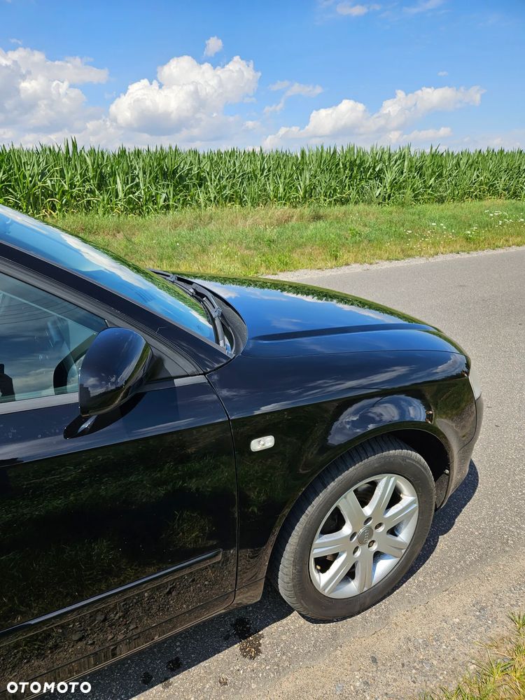 Audi A4 Avant - 4
