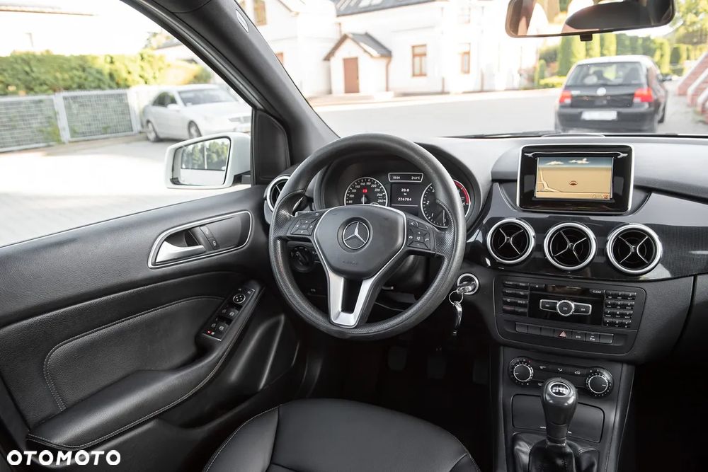 Mercedes-Benz Klasa B 180 CDI BlueEFFICIENCY Edition 1 - 25