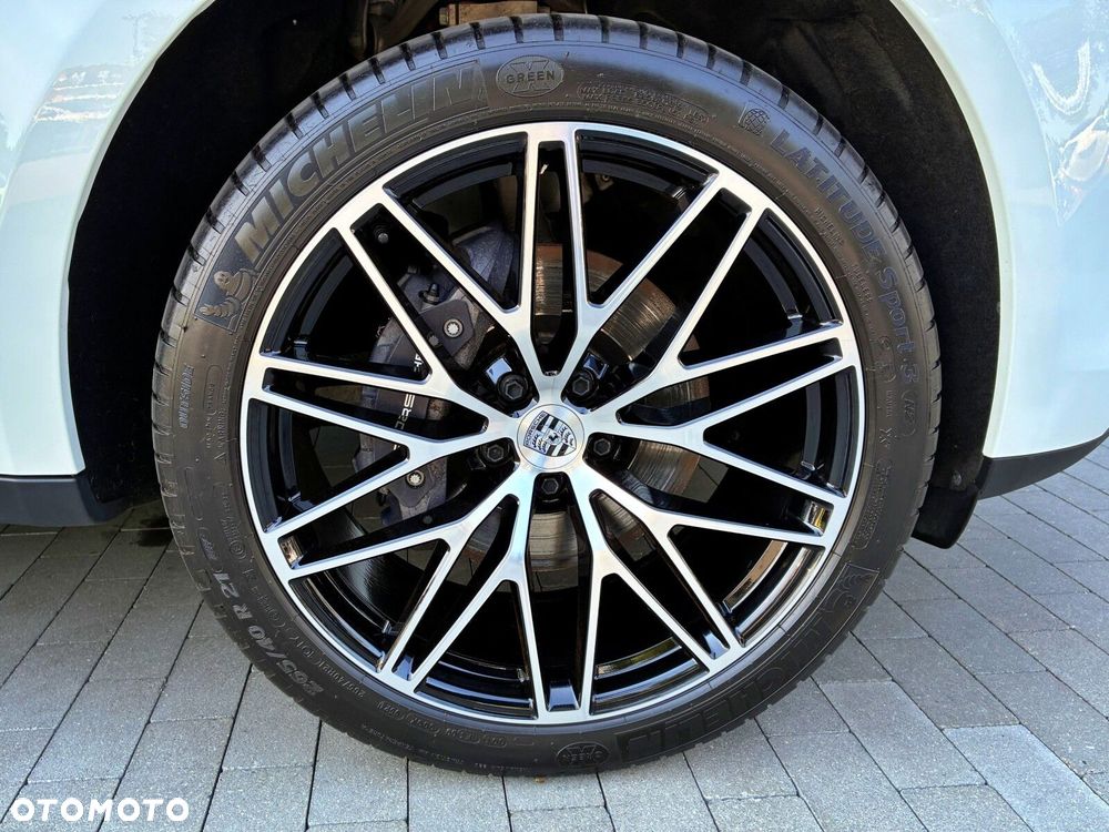 Porsche Macan - 15