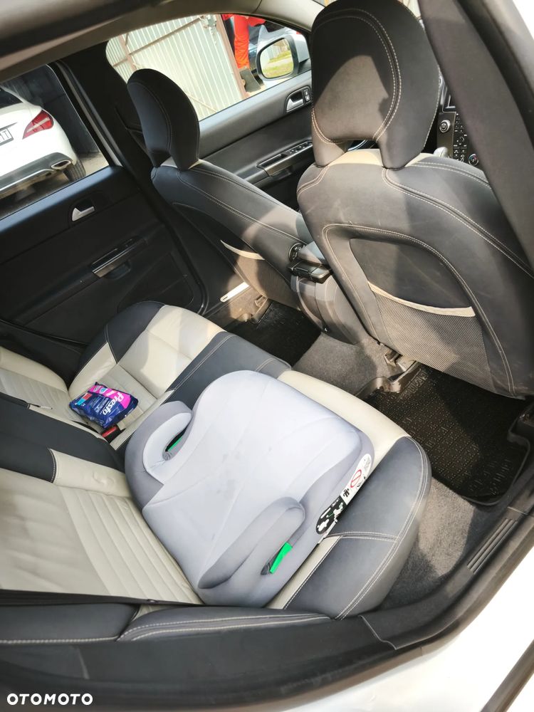 Volvo V50 2.0D R-Design Kinetic - 4