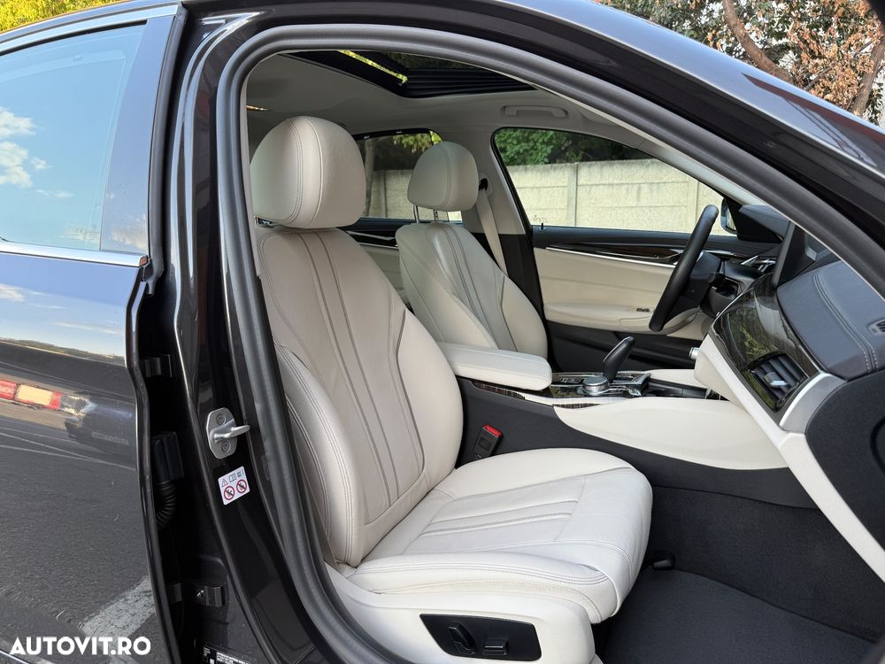 BMW Seria 5 530e Aut. Luxury Line - 5