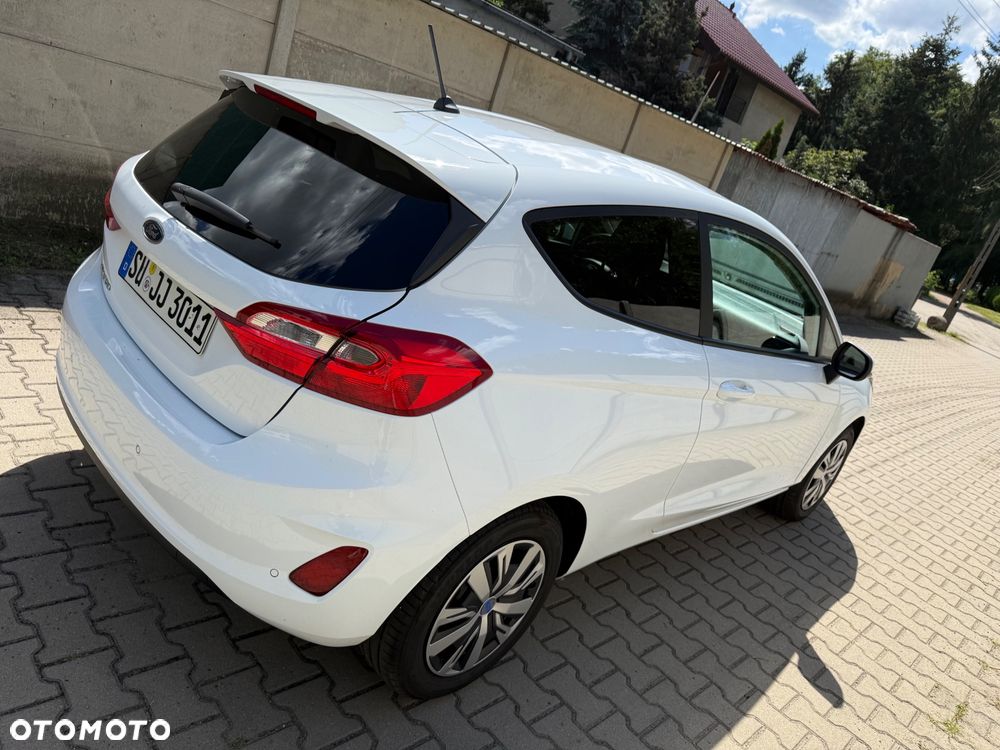 Ford Fiesta 1.1 S&S TITANIUM - 4
