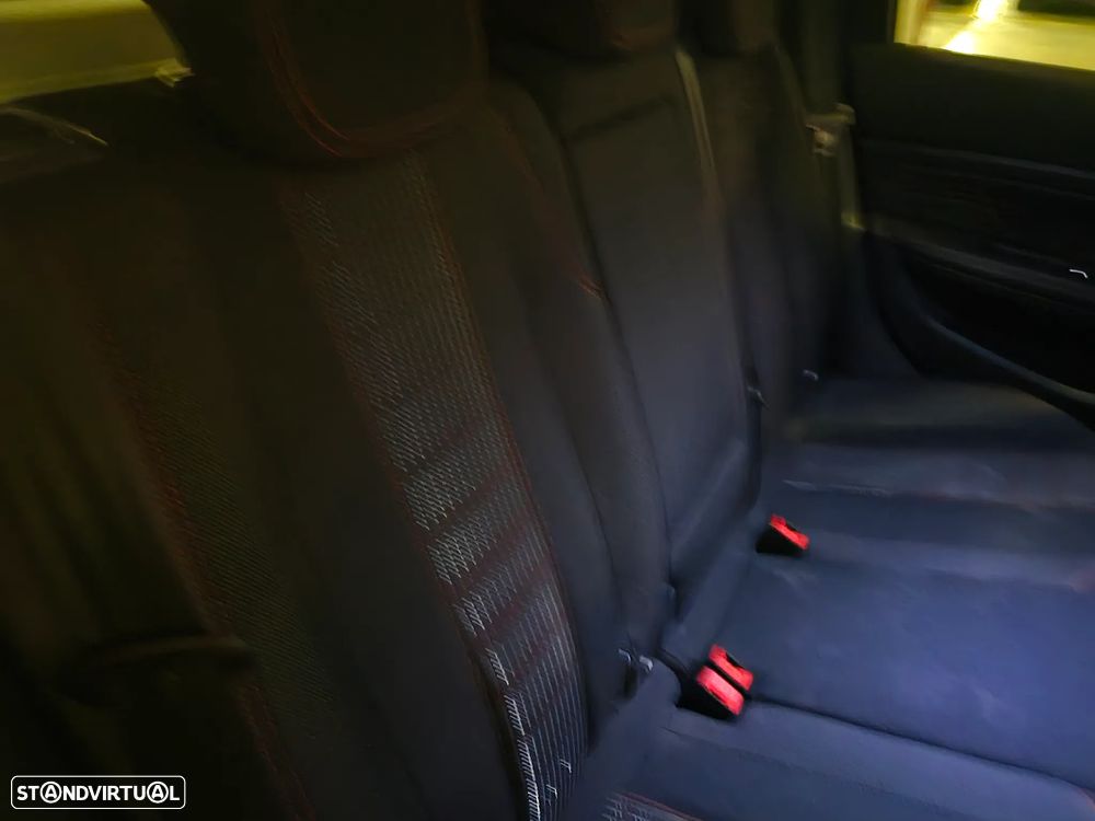 Peugeot 308 SW BlueHDi 120 EAT6 Stop & Start GT-Line Edition - 39