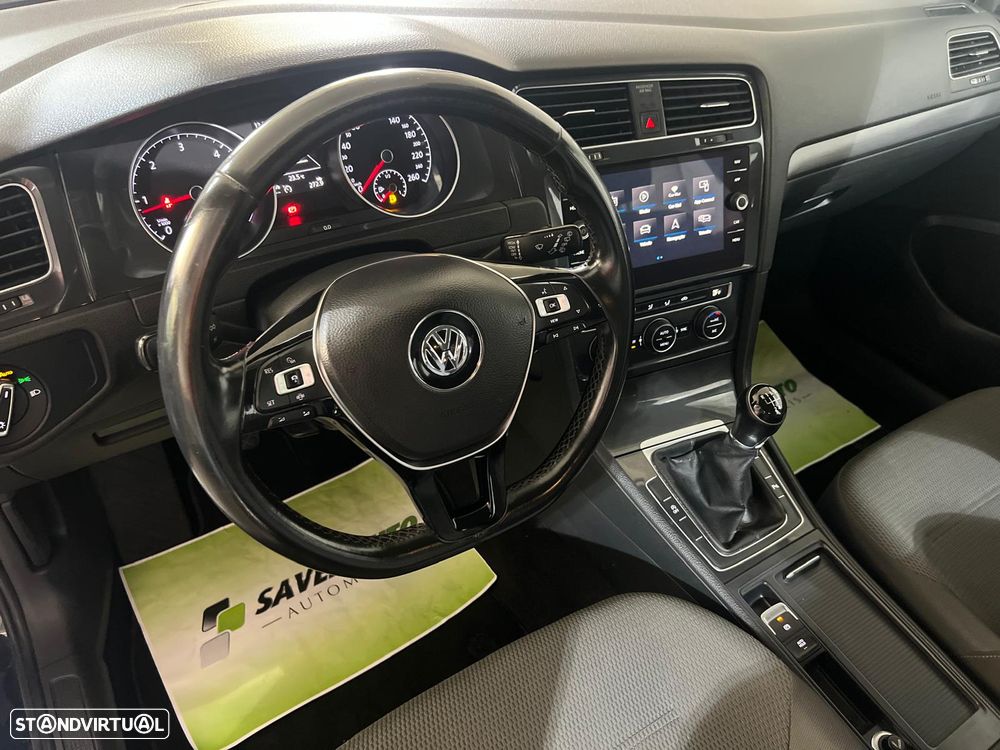VW Golf Variant 1.6 TDi Confortline - 15