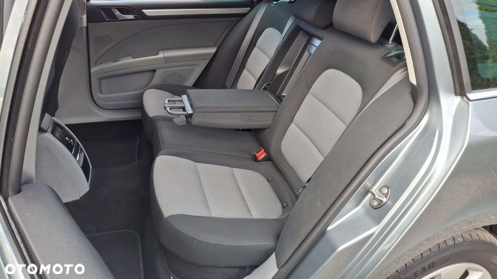 Skoda Superb 2.0 TDI PD Ambition - 8