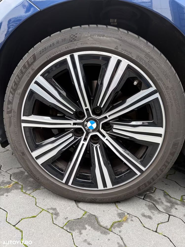 BMW Seria 3 320i Aut. Sport Line - 13