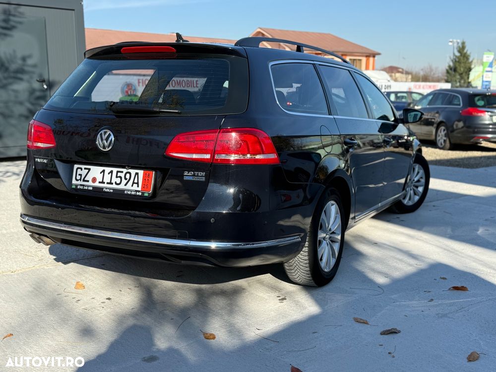Volkswagen Passat Variant 2.0 Blue TDI DPF DSG Highline - 3