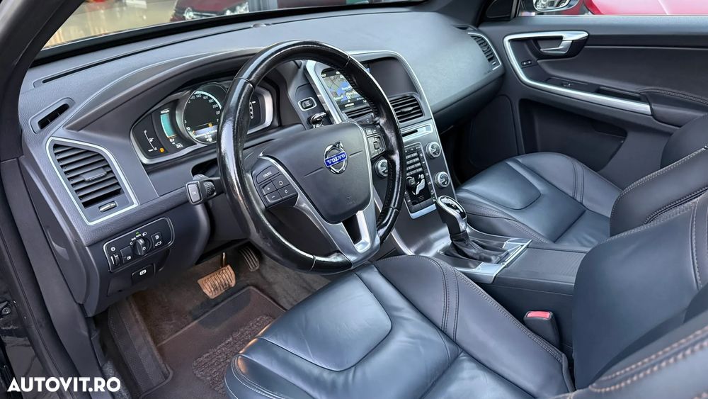 Volvo XC 60 D5 AWD Aut. Summum - 14
